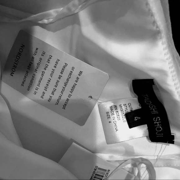 WEDDING DRESS TADASHI SHOJI - Picture 7 of 8